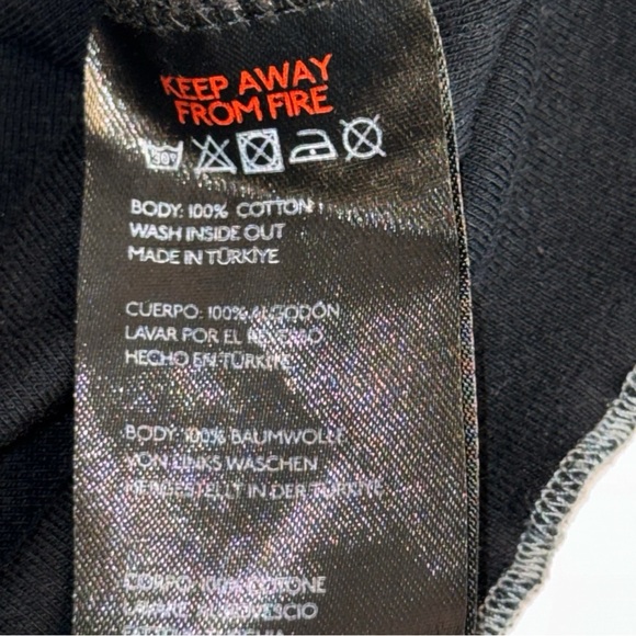 Urban outfitters Seek Destiny Split Black Graphic Long Sleeve Top size large - Picture 12 of 15